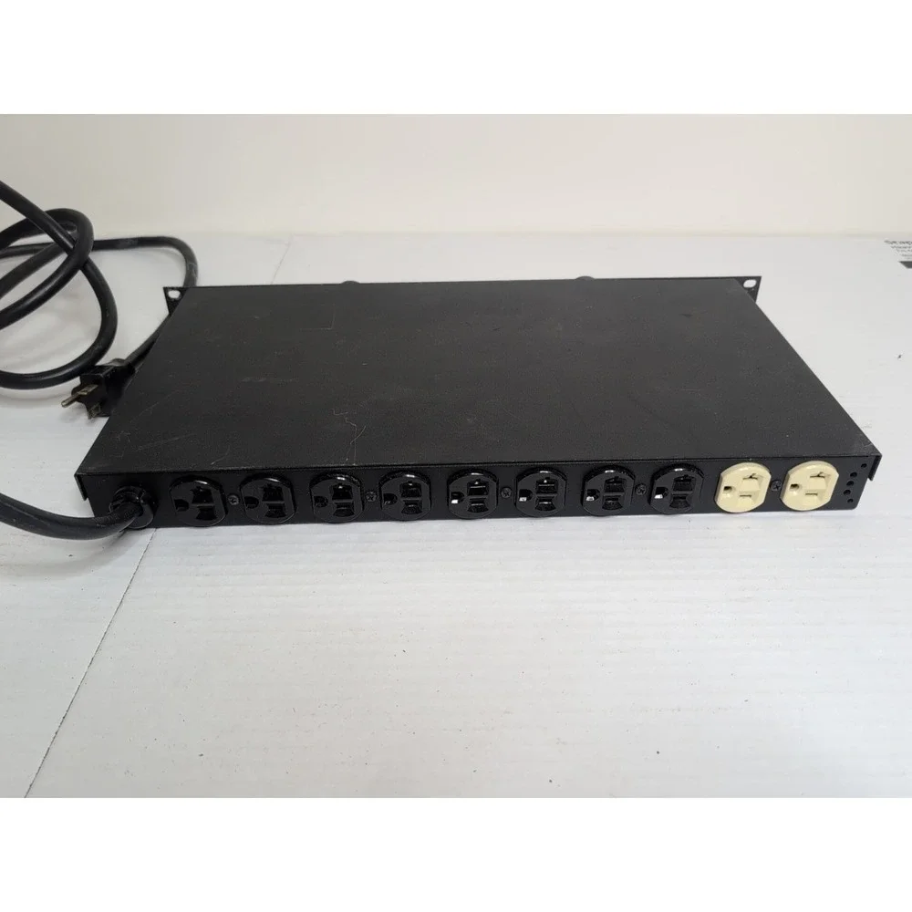 ETA Systems Conditioned Power Distribution PD11LVP 20 Amp Plug Tested Works!